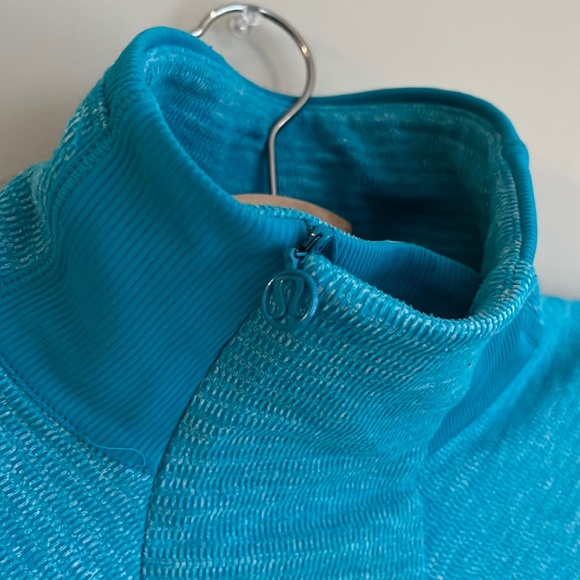Lululemon Base Runner 1/2 Zip *Heathered Blue Size 6 - Picture 6 of 10